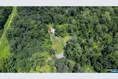 77 Voorhis Road, Kinnelon Borough, NJ 07035 - Photo 4