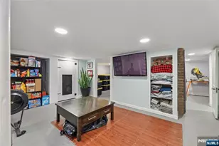 15 Godfrey Ave, Roseland, NJ 07068 - Photo 34