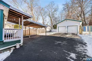 252 Duane St, Orange, NJ 07050 - Photo 36