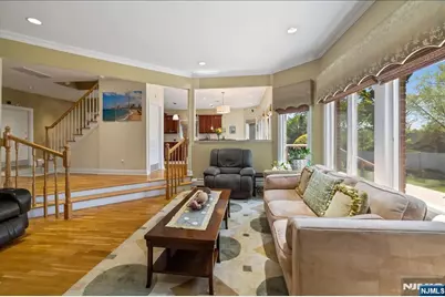 54 Van Nostrand Avenue, Englewood Cliffs, NJ 07632 - Photo 4