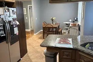 22 Garners Ln, Elmwood Park, NJ 07407 - Photo 8