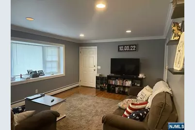 22 Garners Lane, Elmwood Park, NJ 07407 - Photo 2