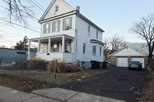84 Kansas St, Hackensack, NJ 07601 - Photo 2