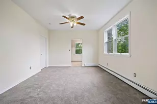 250 Woodcliff Ave, Little Falls Township, NJ 07424 - Photo 8