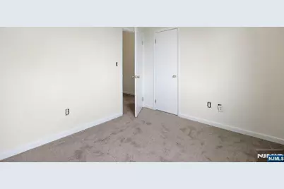 250 Woodcliff Avenue, Little Falls Township, NJ 07424 - Photo 18