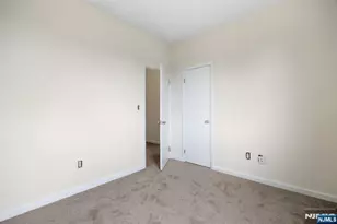 250 Woodcliff Ave, Little Falls Township, NJ 07424 - Photo 18