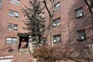 3041 Edwin Ave 4A, Fort Lee, NJ 07024 - Photo 2