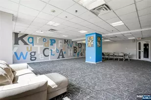 100 Old Palisade Road 3912, Fort Lee, NJ 07024 - Photo 28