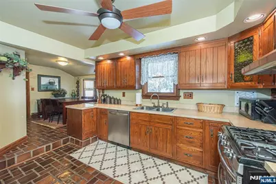 69 Buena Vista Drive, Ringwood, NJ 07456 - Photo 8
