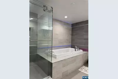 900 Palisade Avenue 2201 #2201, Fort Lee, NJ 07024 - Photo 16