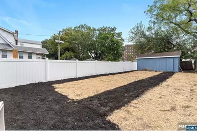 140 Brookside Avenue, Irvington, NJ 07111 - Photo 26