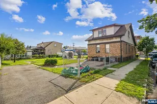 19 Victor St, Lodi, NJ 07644 - Photo 2