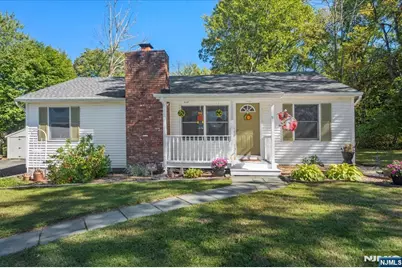 35 Vine Avenue, West Milford, NJ 07480 - Photo 2