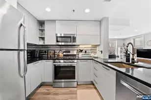 402 9th Street 4A, Hoboken, NJ 07030 - Photo 10