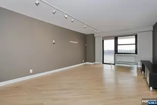 7855 Blvd E 11E, North Bergen, NJ 07047 - Photo 8