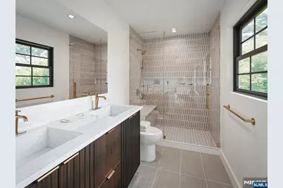 82B Hazelton Street, Ridgefield Park, NJ 07660 - Photo 10