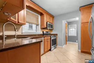 313 Elm Ave, Bogota, NJ 07603 - Photo 6