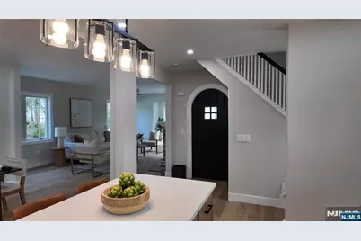 415 Linwood Avenue, Ridgewood, NJ 07450 - Photo 2