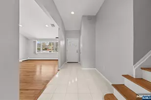 206 Harwood Pl, Paramus, NJ 07652 - Photo 8