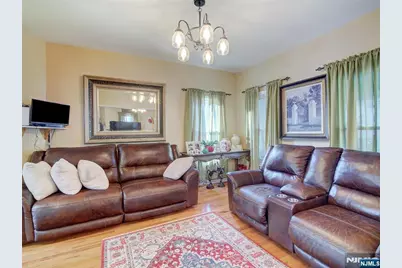 24 White Terrace, Newark, NJ 07108 - Photo 8