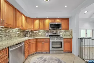 22 Woodlot Rd, Wayne, NJ 07470 - Photo 14