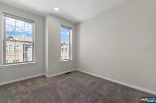 34 Arnold Dr, Wood Ridge, NJ 07075 - Photo 16