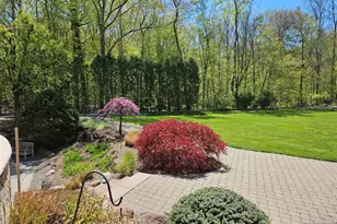 285 Chestnut Ridge Rd, Woodcliff Lake, NJ 07677 - Photo 12
