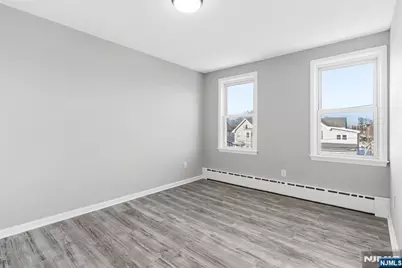 242 Midland Avenue, Kearny, NJ 07032 - Photo 22