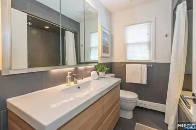 9 Windermere Road, Montclair, NJ 07043 - Photo 18