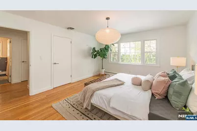 9 Windermere Road, Montclair, NJ 07043 - Photo 12