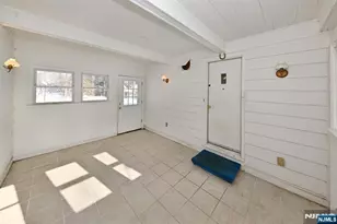 84 Maplewood Ave, Hillsdale, NJ 07642 - Photo 10