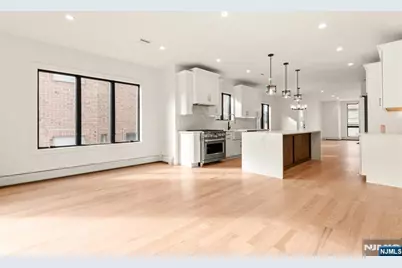 230 8th Street A #A, Palisades Park, NJ 07650 - Photo 14