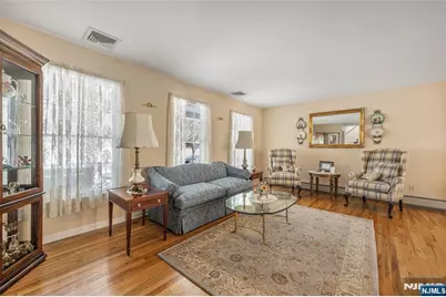 12 Catherine Terrace, Park Ridge, NJ 07656 - Photo 4