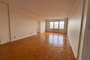 5 Roosevelt Pl 4A, Montclair, NJ 07042 - Photo 4