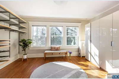 166 Montclair Avenue, Montclair, NJ 07042 - Photo 24