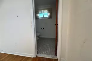 35 18th Ave, Elmwood Park, NJ 07407 - Photo 18