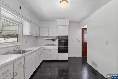 316-318 Maitland Avenue, Paterson, NJ 07502 - Photo 6