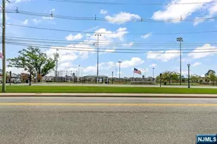 1150 River Road 4F, Edgewater, NJ 07020 - Photo 22