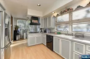 21 Tice Pl, Ringwood, NJ 07456 - Photo 6