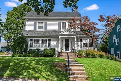 5 Inness Place, Glen Ridge, NJ 07028 - Photo 2