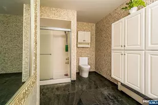 47 Matthew Rd, Wayne, NJ 07470 - Photo 16