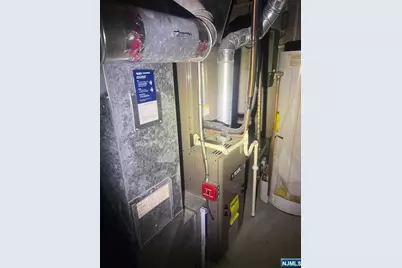 599 Apache Court, Mahwah, NJ 07430 - Photo 18