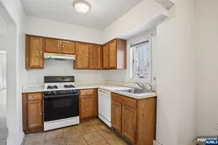 279 Genesee Ave, Englewood, NJ 07631 - Photo 8