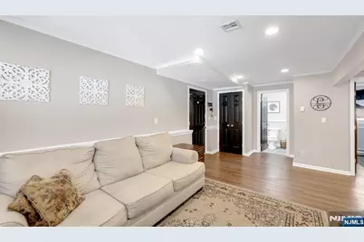 490 Albert Place, New Milford, NJ 07646 - Photo 34