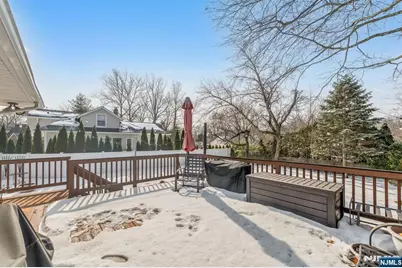 490 Albert Place, New Milford, NJ 07646 - Photo 42