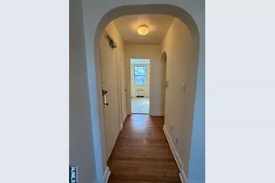 735 Elm Avenue 5F #5F, Teaneck Township, NJ 07666 - Photo 4