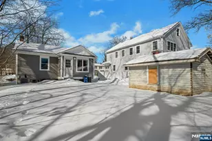 31 Mt Pleasant Pkwy, Livingston, NJ 07039 - Photo 16
