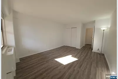 8800 Boulevard East 4B #4B, North Bergen, NJ 07047 - Photo 6