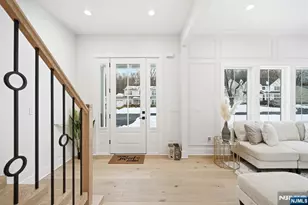 11 Hawthorne Dr, Livingston, NJ 07039 - Photo 2