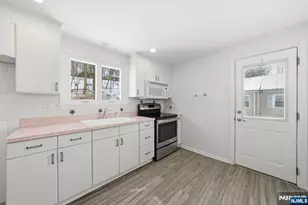 51 Linwood Ave, Dover, NJ 07801 - Photo 8